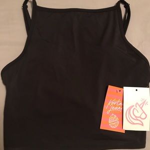 NWT Kortni Jeane squared up top